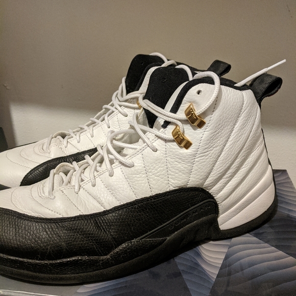 Jordan 12 "Taxi" - Picture 2 of 5